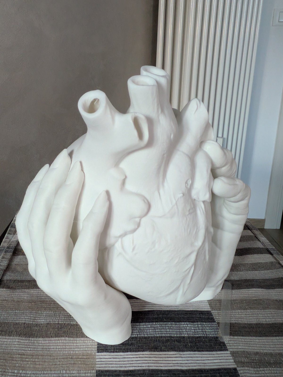 Lampada da comodino design cuore anatomico - lampada regalo originale per laurea dottore, san Valentino e anniversari - immagine 9
